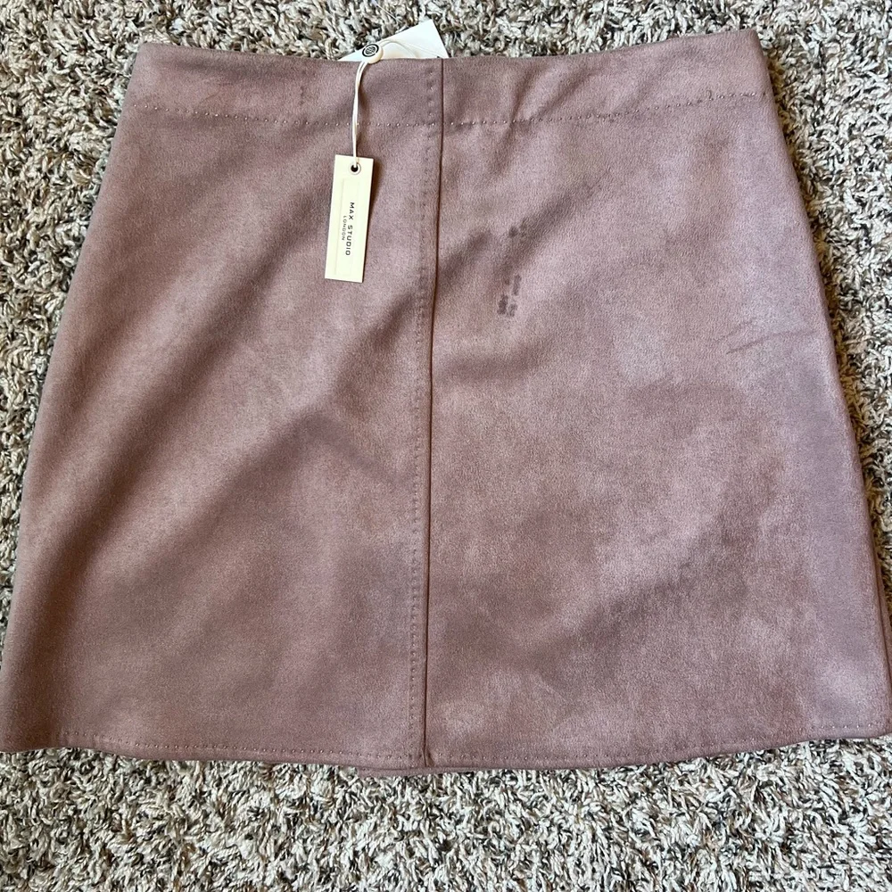 🤍 Woman’s Max Studio Mauve Faux Suede Wrap Miniskirt - Picture 9 of 9